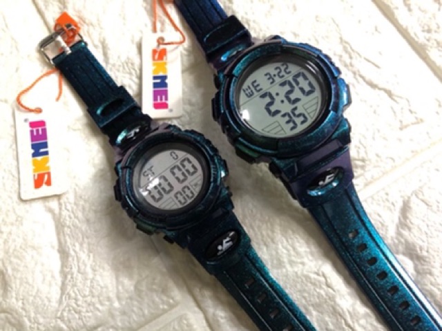 skmei-สีไทเท-นาฬิกาข้อมือชาย-หญิงเครื่องญี่ปุ่น-ตัวเรือนและสายยางซิลิโคน-ระบบquartz-digital-2atm-กันน้ำ-ฟังชั่นครบ