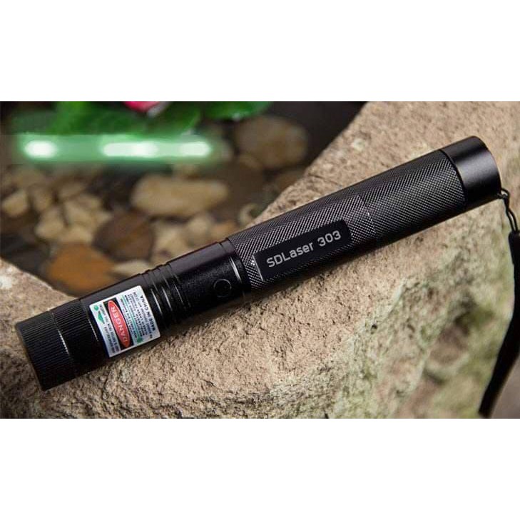 gadget-laser-torch-green-เลเซอร์แสงสีเขียว-รุ่น-303-black