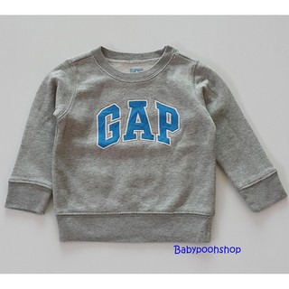 Gap : เสื้อ sweatshirt สีเทา ปักโลโก้ GAP สีน้ำเงิน size : 18-24m