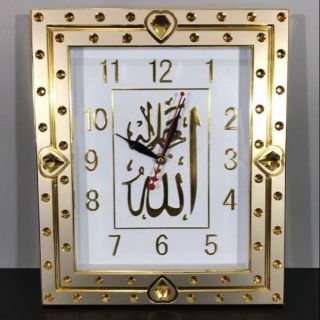 ส่งฟรีKERRY นาฬิกาแขวน อัลเลาะห์ กรอบสีทอง ขนาด 32X27 FIBERGLASS ทนทาน สินค้าคัดคุณภาพ เพื่อ พี่น้อง มุสลิม