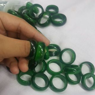แหวนอาเกต สีเขียวจักรพรรดิ