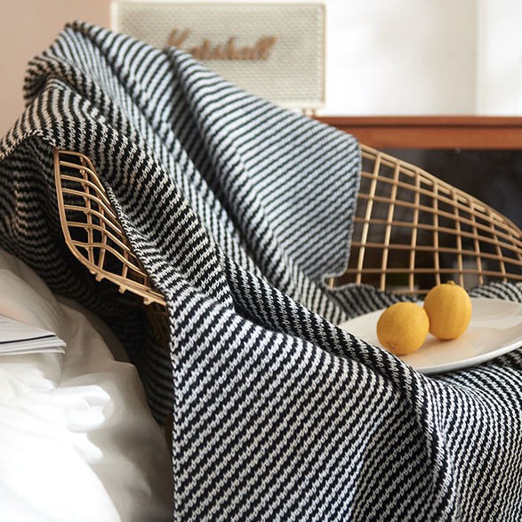 ผ้าห่มโซฟาสไตล์นอร์ดิก-ins-สำนักงานงีบผ้าห่มขนสัตว์ผ้าห่มขนาดเล็กเครื่องปรับอากาศผ้าห่มที่เรียบง่ายถักผ้าห่มปก
