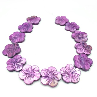 ลูกปัดเปลือกหอยแท้รูปทรงดอกไม้แกะลาย 2 หน้า (Mother of Pearl Purple Flower 30 mm) สีม่วง (LZ-0567)