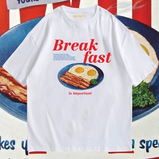 (🔥พร้อมส่ง🔥) เสื้อ Break fast ผ้าCotton 100% มีสองสี ทั้งทรงปกติและ OVERSIZE แนวโน้ม