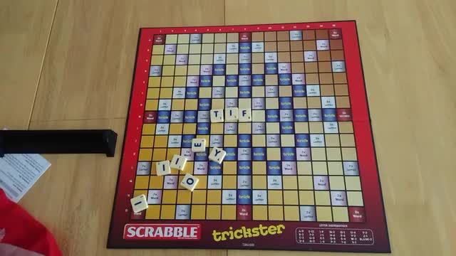 corcai-บอร์ดเกม-scrabble-เกมต่อศัพท์ภาษาอังกฤษ-หรือ-crossword-ฝึกคำศัพท์-ขนาด-36x36ซม-จำนวน10-ตัวอักษร-มีให้เลือก-2แบบ