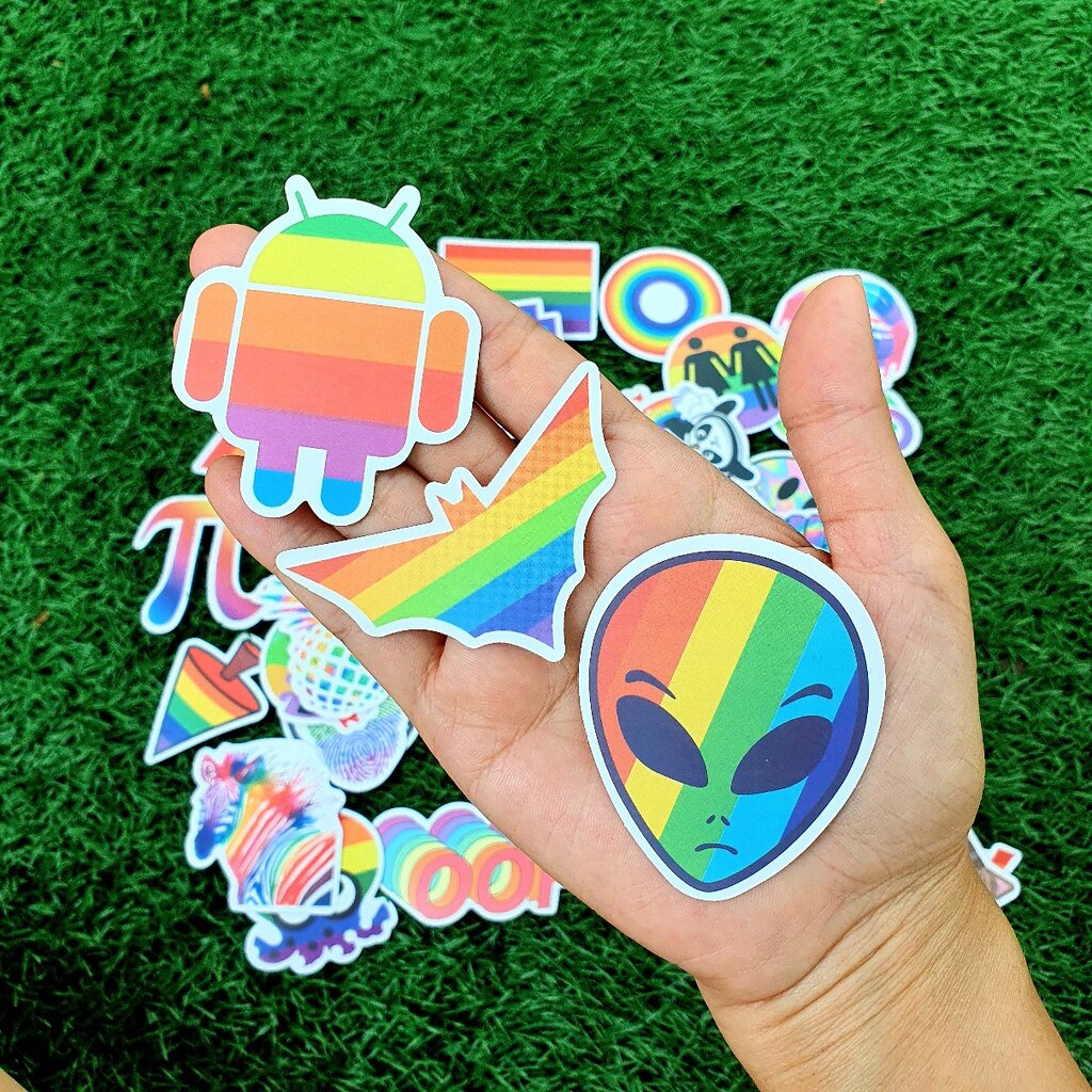 สติ๊กเกอร์-rainbow-lgbt-pride-สีรุ้ง-ติดแน่น-กันน้ำ-ติดกระเป๋า-สเก็ตบอร์ต-50-ชิ้น-sticker
