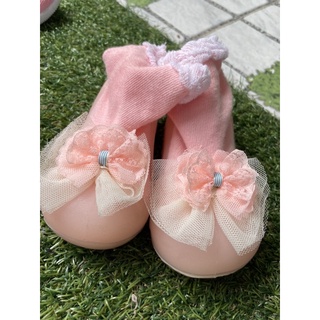 รองเท้าเด็กผู้หญิงสีชมพู