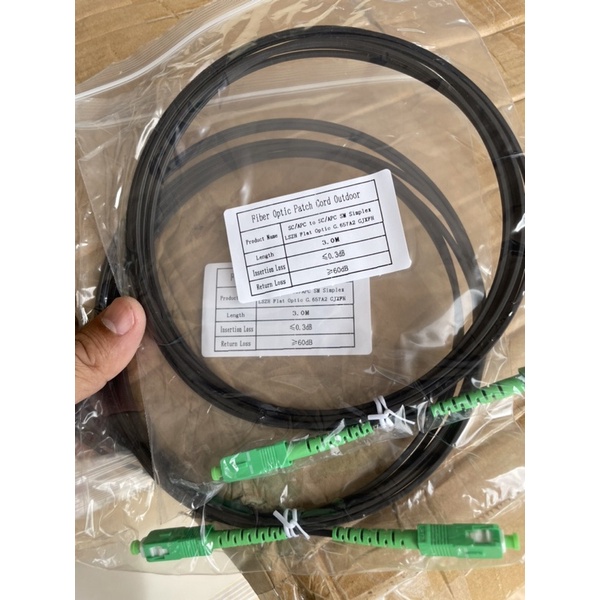 ภาพหน้าปกสินค้าPatch cord fat out door SC/APC-SC/APC 3M จากร้าน ch_equipment999 บน Shopee