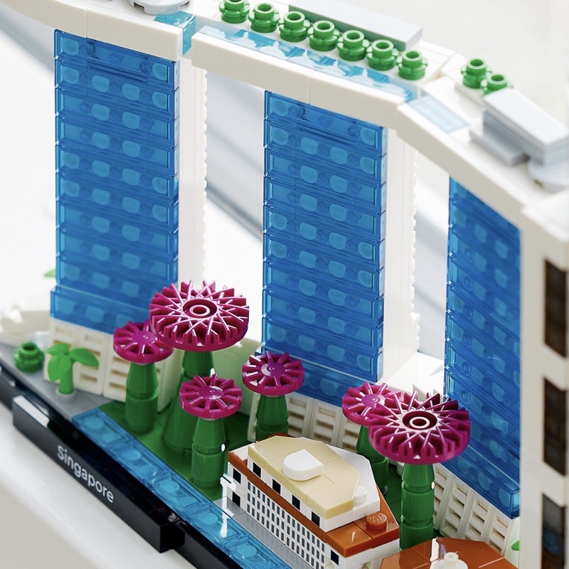 lego-architecture-21057-singapore