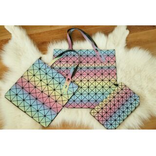 Bao bao Issey Miyake Rainbow 3 ไซส์ 2 สี