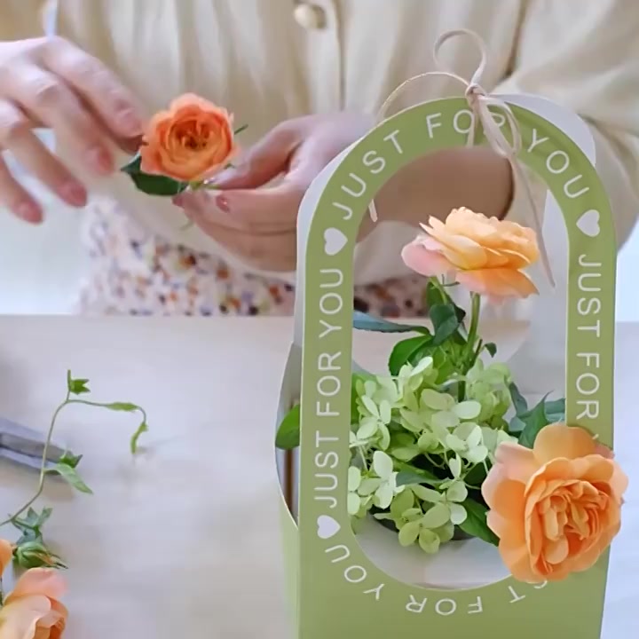 db-กล่องกระดาษห่อของขวัญวันเกิด-รูปดอกไม้-สร้างสรรค์-พร้อมส่ง