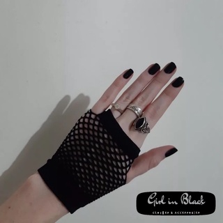 สินค้า 🖤 พร้อมส่ง ถุงมือตาข่ายสีดำ Fishnet Punk / ROCK / Gothic