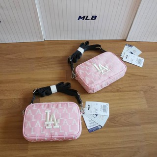 MLB monogram crayon mini cross bag กระเป๋าสะพายข้างสีชมพู logo LA  💗💗 Size: H11.5*L18*W4 cm.