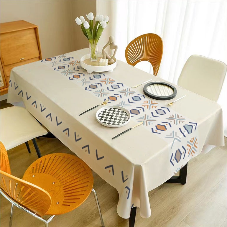 ผ้าปูโต๊ะลายดอกไม้-สักหลาด-โต๊ะทานอาหารที่บ้าน-โต๊ะน้ำชา-สี่เหลี่ยม