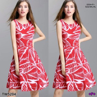 เดรสแขนกุดลายใบไม้ TW5204