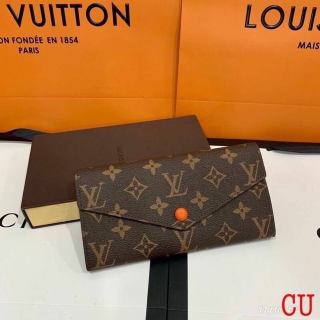 lv-กระเป๋าตังค์ใบยาว-แบรนด์เนม