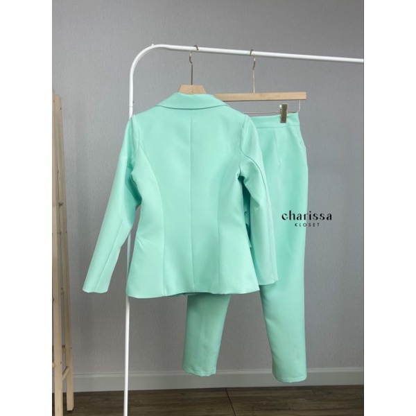 ชุดสูท-สูทผู้หญิง-สีเขียวมิ้น