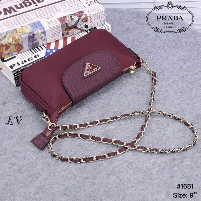 กระเป๋า-prada-ตัวขายดีโคตรๆรีบจองด่วน-size-ตามรูป-ราคา-700-ส่งฟรีอีเอ็มเอส-1-2วันถึงเเน่นอนคะ