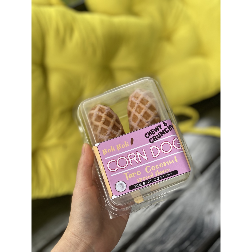(161) Boli corn dog TARO COCONUT โบลิ คอร์นด๊อก เผือกมพพร้าว | Shopee ...