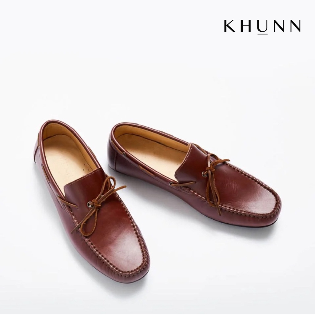 ภาพหน้าปกสินค้าKHUNN รองเท้า รุ่น Wiseman สี Redwine จากร้าน khunnofficial บน Shopee