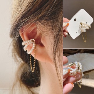 ภาพหน้าปกสินค้าต่างหูหนีบมุก earcuff เส้นมุกพร้อมเส้นสีทองสวยมาก ที่เกี่ยวข้อง