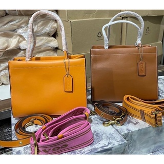 กระเป๋า งานแท้ OUTLET Coach CASHIN CARRY TOTE 22