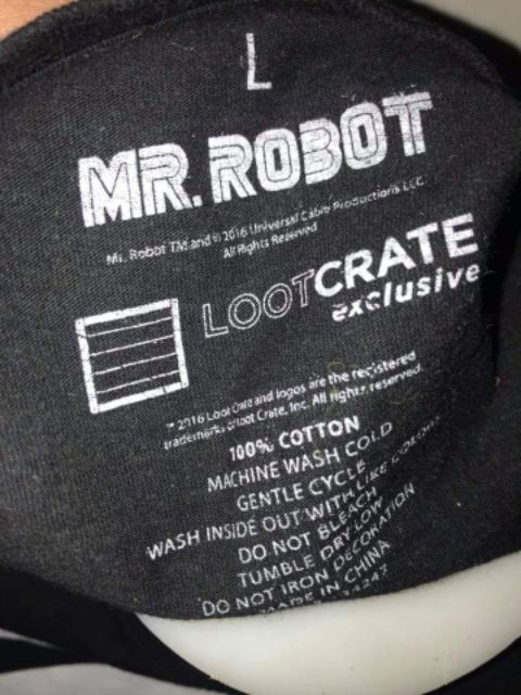 เสื้อ-mr-robot-สวยๆ-โดนๆ-คัดเด็ดๆมาราคาถูกๆ