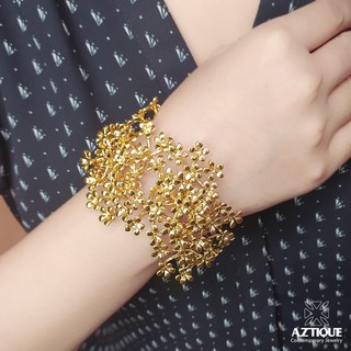 Aztique สร้อยข้อมือ ดอกไม้ กำไล Flower Bracelet Gift Jewelry Handmade bs