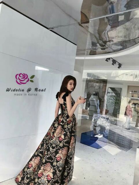 wideliareal-maxidress-แม็กซี่เดรสสายเดี่ยวสุดหรู-ตัวนี้สวยหรูแค่ไหนถามใจดูคุณขา-ลวดลายสวยหรู