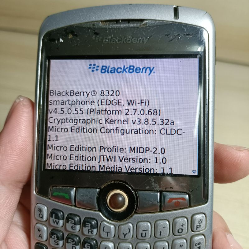 blackberry-bb-8320-สะสม-ใช้งานได้