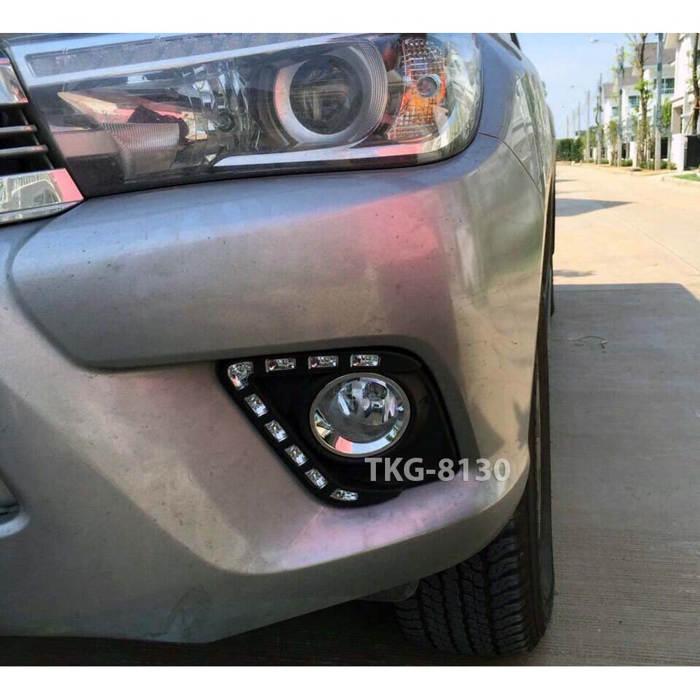 daylight-เดย์ไลท์-toyota-revo-2015-2016-2017-drl-daytime-running-light-ฝาครอบไฟตัดหมอก-สปอร์ตไลท์