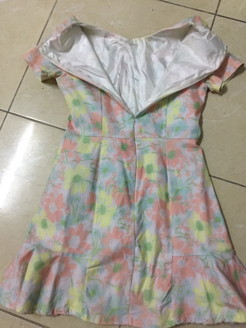 ชุดเดรชสีหวานๆชิหลังมีชับ