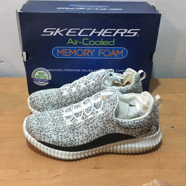 skechers-รองเท้าผ้าใบสีขาว-ดำ-ของแท้จากshopญี่ปุ่น