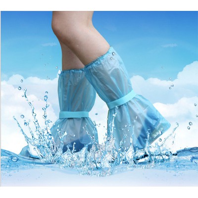 ภาพหน้าปกสินค้ารองเท้ากันฝนกันลื่น 1 คู่สีชมพูและสีฟ้า