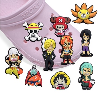 อะนิเมะญี่ปุ่น One Piece ธีมรองเท้า Charm jibitz crocks สําหรับผู้ชาย ผู้หญิงรองเท้าอุปกรณ์เสริมเสน่ห์อุดตันหมุด