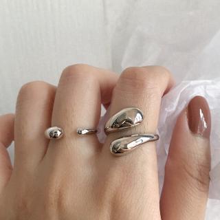 ภาพหน้าปกสินค้าแหวนผู้หญิงสไตล์ยุโรปและอเมริกา แหวนทรงหยดน้ำ ชุบเงิน แฟชั่น สไตล์เกาหลี สามารถปรับขนาดได้ ซึ่งคุณอาจชอบราคาและรีวิวของสินค้านี้