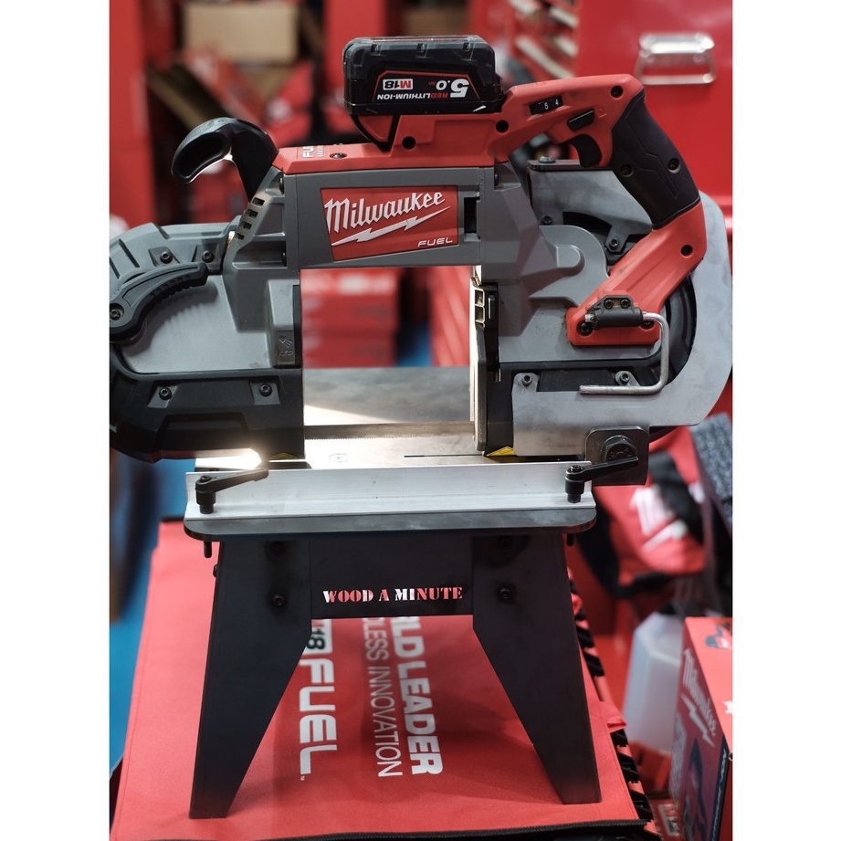 Milwaukee cbs125 hot sale