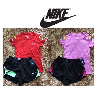 ชุดออกกำลังกายผู้หญิง ชุดเซ็ต Nike แขนสั้น +กางเกงขาสั้น