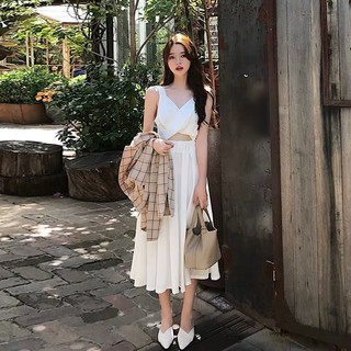 สินค้า พร้อมส่ง เดรสยาว เว้าท้องสวยมาก ใส่ไปทะเล ใส่เที่ยวได้ทุกงาน 🏖