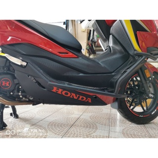 สติกเกอร์ Honda ติดอกล่าง forza 350(คู่)