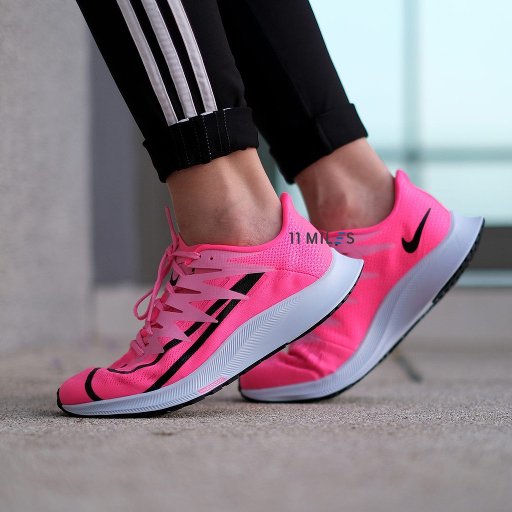Nike zoom rival fly pink deals