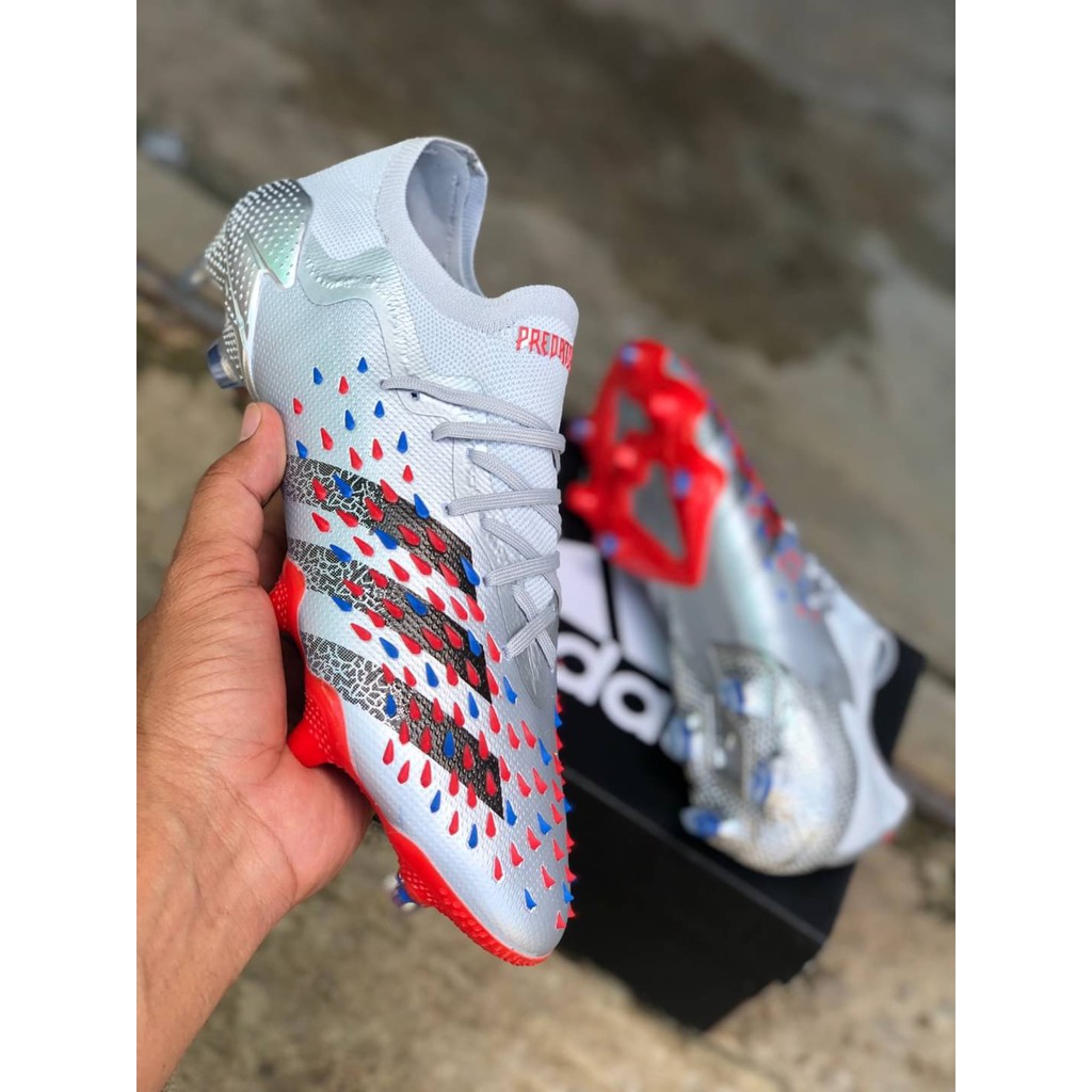 รองเท้าสตั๊ดอาดิดาส-ฟุตบอลadidas-predator-freak-1-fgสินค้าพร้อมส่ง