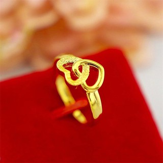ภาพขนาดย่อของภาพหน้าปกสินค้าผู้ชายและผู้หญิงแหวนทองแหวนทองชุบ ปรับขนาดเท่ากับนิ้วได้ แหวนทอง จากร้าน shooppe1933 บน Shopee