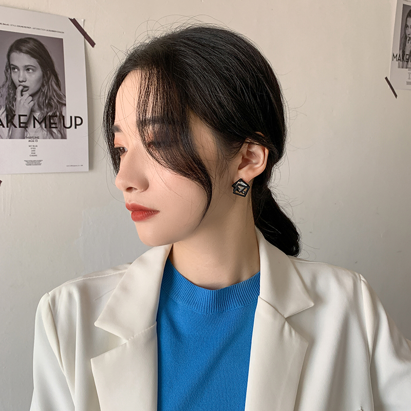 ฤดูร้อนใหม่เกาหลี925เข็มเงินกล่องสี่เหลี่ยมคริสตัลต่างหูต่างหูอารมณ์สีดำชุบผู้หญิงหวานนักเรียนต่างหู
