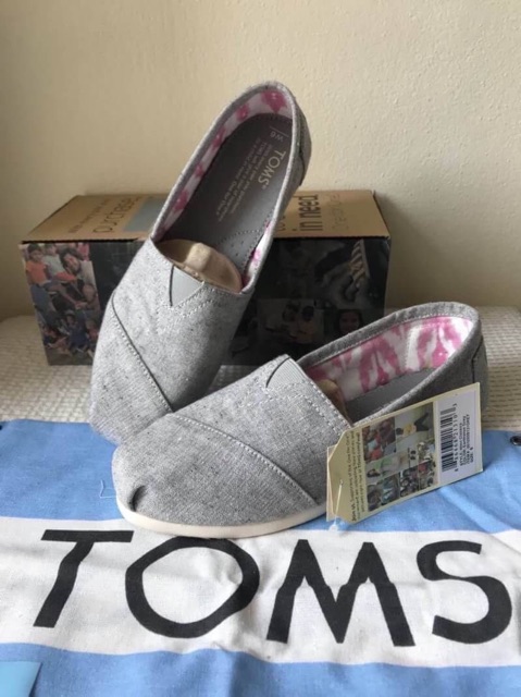 รองเท้า-toms-eartwise-grey-สีเทา