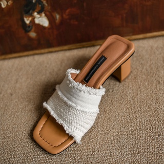 🌙รองเท้าส้นสูงผู้หญิง ใหม่ ผ้าทอหัวเหลี่ยม ส้นหนา แบบเปิดนิ้วเท้า  รองเท้าแตะผู้หญิง รองเท้ารัดส้น สวยดูดีและไฮโซมาก