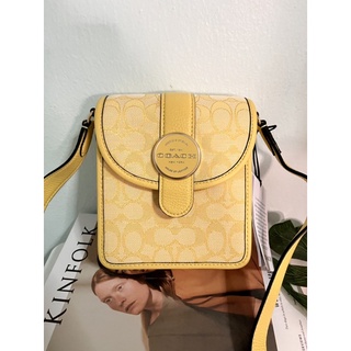 พร้อมส่ง  Coach C8321 North/South Lonnie Crossbody สีเหลือง คอลใหม่