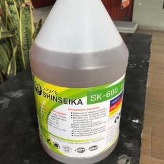SHINSEIKA sk-600 4 ลิตร น้ำมันป้องกันสนิม น้ำยากันสนิม น้ำมันกันสนิม