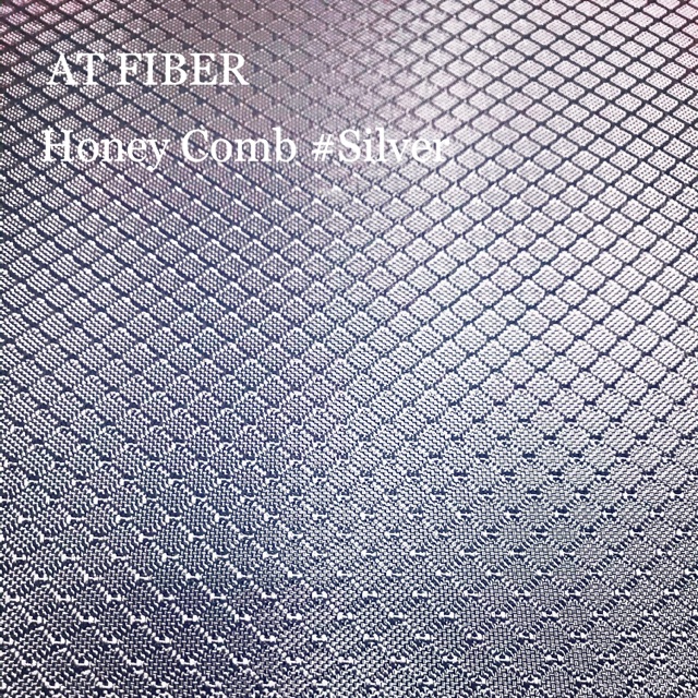 ผ้าคาร์บอน-silver-ลายรังผึ้ง-ขนาด-100-cmx100-cm