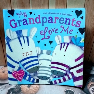 หนังสือปกอ่อน My Grandparents Love me มือสอง